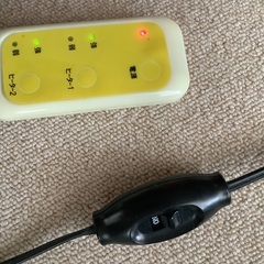 電気足温器　フットヒーターの画像
