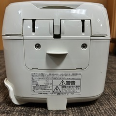 タイガー 炊飯器 3合 ホワイト tacook タクック 一人暮らし向けの画像