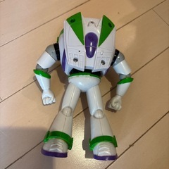 バスライトイヤーのおもちゃの画像