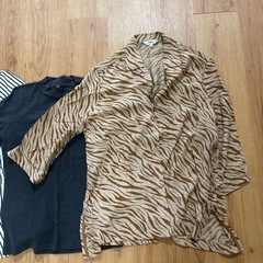 半袖　Tシャツ　シャツ　ブラウスの画像