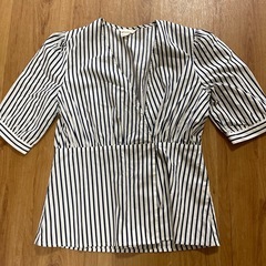 半袖　Tシャツ　シャツ　ブラウスの画像