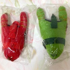 ハンドメイド　軍手ぬいぐるみ　鬼さん赤＆緑　2体:引っ掛け付き:手作り:新品の画像