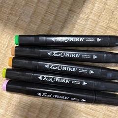 水性ペン　80本入り　の画像