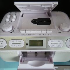 KOIZUMI コイズミ CDステレオラジカセ SAD-4942/W 2019年製/中古品