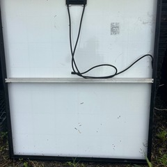 太陽光パネルの画像