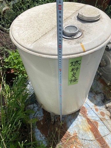 灯油ボイラー　長府製作所　CHOFU オイルタンク　　灯油タンク　石油給湯器　丸型