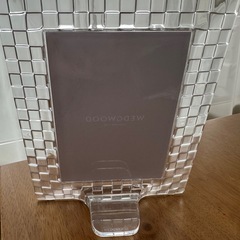 新品　WEDGWOOD フォトフレームの画像