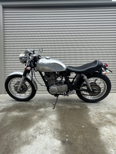 YAMAHA SR400 1JR 実働レストアベース
