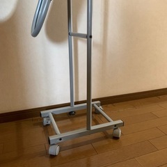 スタンドミラー　姿見　ローラー付きの画像