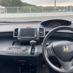 ホンダフリードの画像