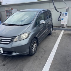 ホンダフリードの画像