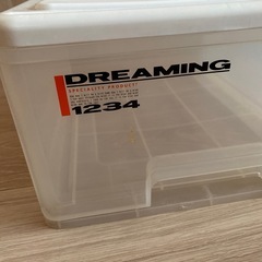 衣装ケースの画像