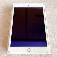 iPad mini3 16GB ゴールドの画像