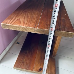 サイドテーブルの画像