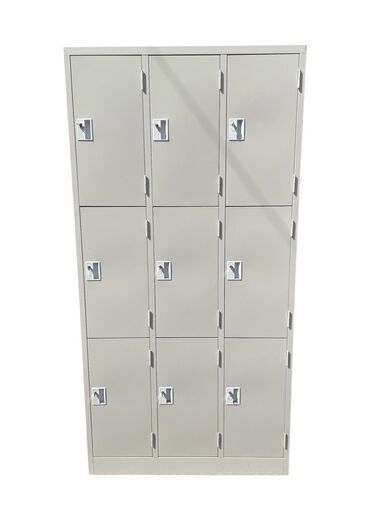 ９人用 ロッカー 全て鍵付き
