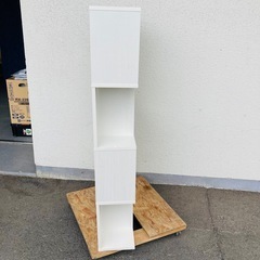 S字オープンシェルフ　収納棚　オープンラック　飾り棚　ディスプレイラック　白の画像