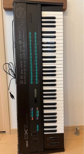 鍵盤楽器、ピアノ YAMAHA DX7