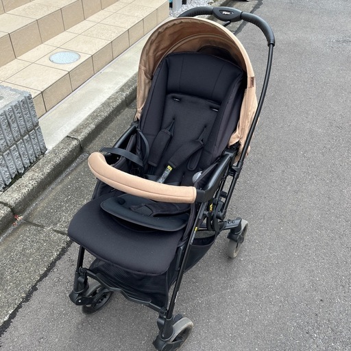 【週末限定値下げ】ピジョン  Runfee RB3 両対面式A型ベビーカー キャメル