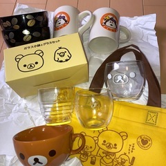 （お譲り先決定）未使用食器セットリラックマ，スヌーピー他8点セットの画像