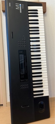鍵盤楽器、ピアノ KORG M1