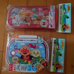 アンパンマンお弁当箱4点セットの画像