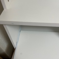食器棚の画像