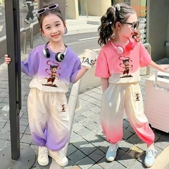 子供服夏二着セット半袖ネザ新型女の子プルオーバーカジュアルTシャツファッション洋風流行服セットの画像