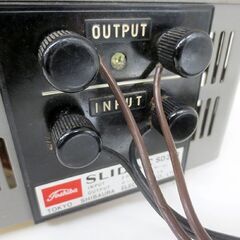 東芝 SLIDAC 変圧器 昇圧器・トランス・スライダック 200V SD203 出力:0～260V 3A TOSHIBA ジャンク品 札幌 北20条店の画像