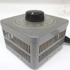 東芝 SLIDAC 変圧器 昇圧器・トランス・スライダック 200V SD203 出力:0～260V 3A TOSHIBA ジャンク品 札幌 北20条店の画像