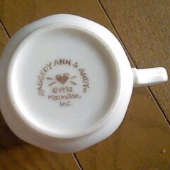 （９月限定!）コップ　取っ手付きコーヒーカップRAGGEDY ANN & ANDY 1992Macmillanデザインのコップ　タダで上げます。の画像
