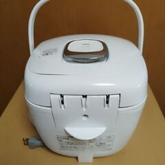 ヤマダ電機 炊飯器　5.5合炊き　2020年製の画像