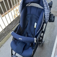 アップリカベビーカーの画像