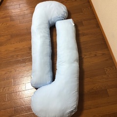 最終お値下げ😊 ロングクッション2個(バラ売り可能!!)の画像