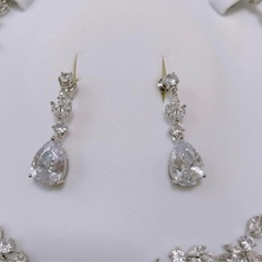 Love Tiara ネックレス　ピアスの画像