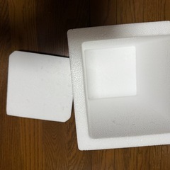 小物　発泡スチロール　梱包資材の画像