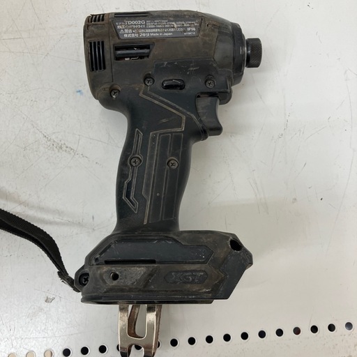 【中古】【店頭引取限定】makita インパクトドライバ　14300円