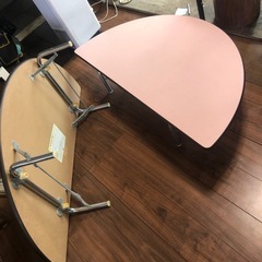 高品質 保育園　幼児用 折り畳み 円卓 半円形 丸テーブル ピンク 座卓 保育園の画像