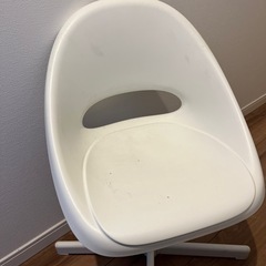 IKEA学習椅子の画像