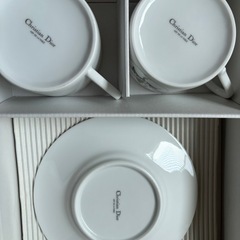 diorカップお皿セットの画像