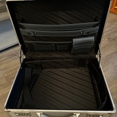 パソコンハードケース　アタッシュケースの画像