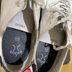 スニーカー25.5cmの画像