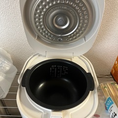 取引中。3合炊飯器の画像