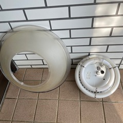 蛍光灯照明の画像