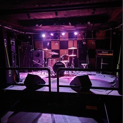 昭和歌謡バンド、ギタリスト