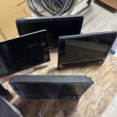 パソコンや関連まとめての画像