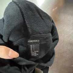 ショート丈パーカーの画像