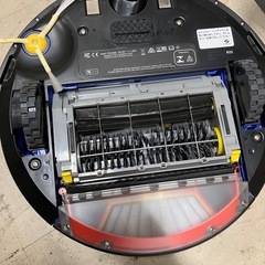 A2509-192 iRobot ルンバ 2016年製 通電確認済み バッテリー劣化具合・寿命不明 充電器・リモコン付き ※バラ売り不可・付属品全てそろっているか不明 中古の画像