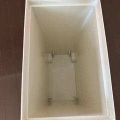 ボックス　ゴミ箱の画像