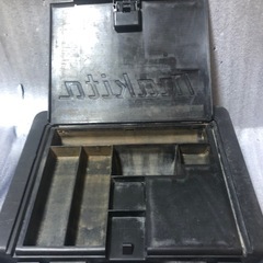 ⑧マキタインパクトドライバ中古ケースの画像