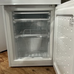 ケース割れアリ💦アイリスオーヤマIRISOHYAMA2021年製IRSD-14A-W142L動作未確認❗️白冷凍・冷蔵庫の画像